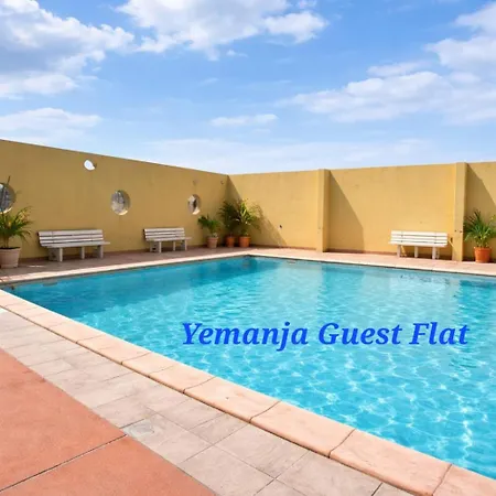 Yemanja Guest Flat- Vue &salin, Piscine, Climatisation * グリュイッサン