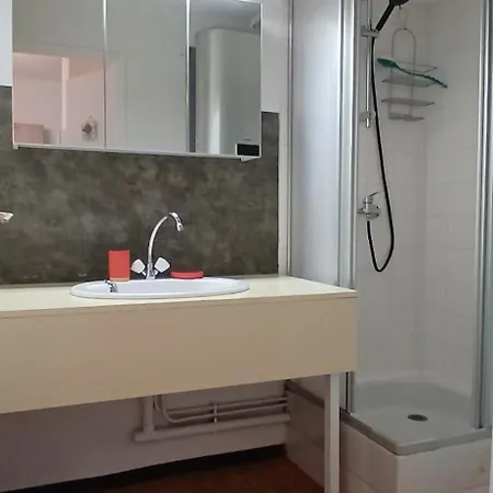 Yemanja Guest Flat- Vue &salin, Piscine, Climatisation * グリュイッサン
